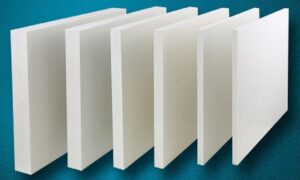 So Sánh Nhựa PVC Với Gỗ Công Nghiệp